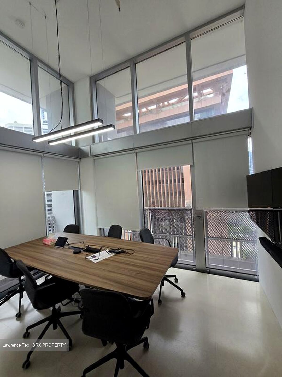 Eon Shenton (D2), Office #570496421